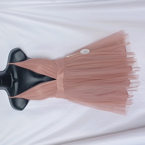 Luxxel Blush Pink Short Dress with Criss Cross Back and Tulle, Sz M - Picture 1 of 8